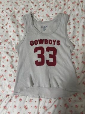 Brandy Melville Light Gray Ribbed 'COWBOYS 33' Tank Top with Maroon Print